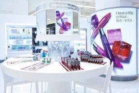 韓國化妝品店裝修圖片 吧臺設(shè)計