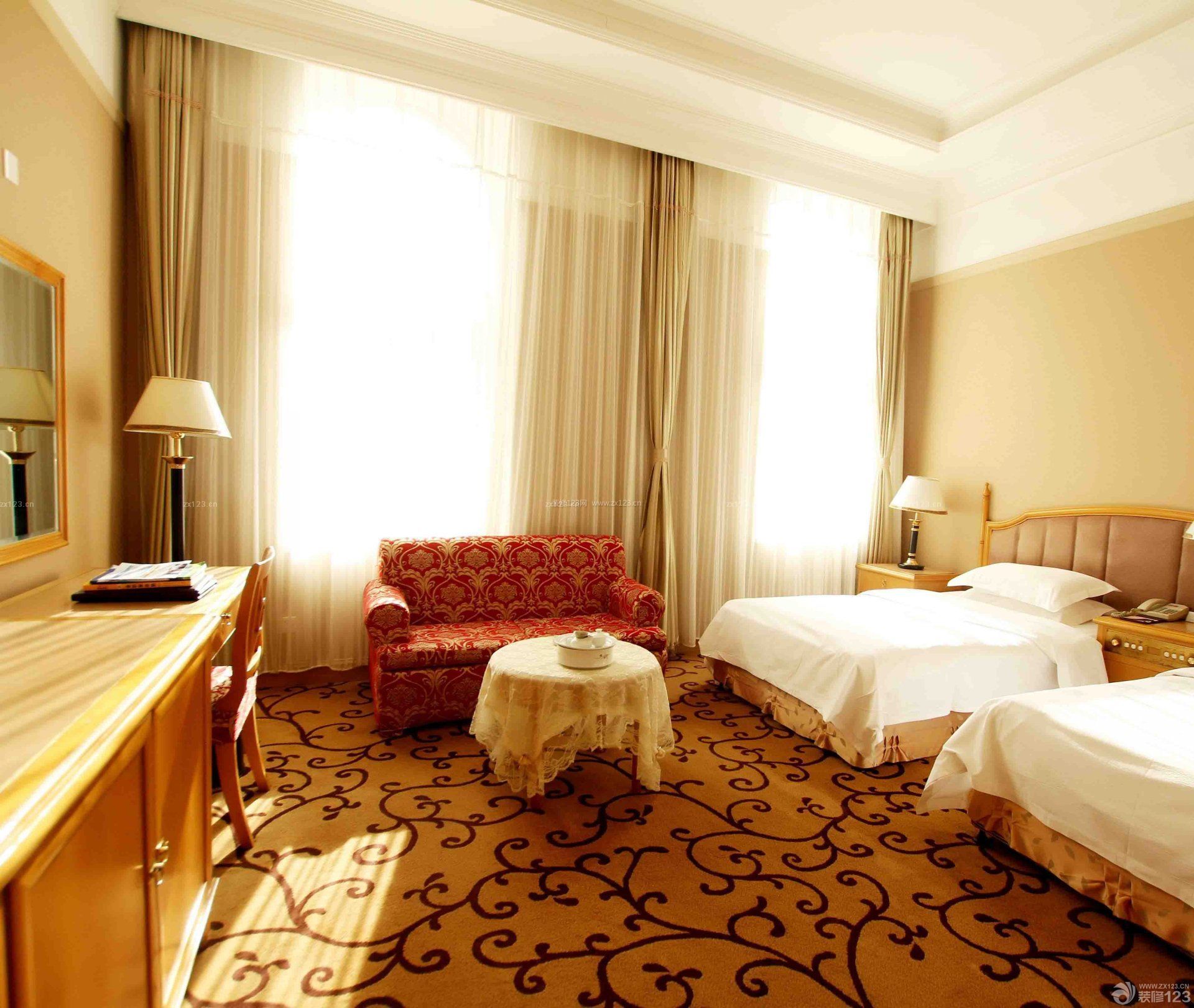 小型快捷酒店客房地毯装修效果图片