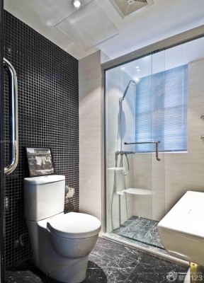 家装淋浴房间马赛克效果图 黑色墙面装修效果图片