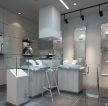 最新珠宝专卖店设计玻璃柜子装修效果图片