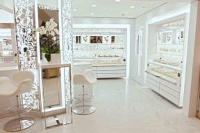 韩国化妆品店效果图 玻璃背景墙装修效果图片