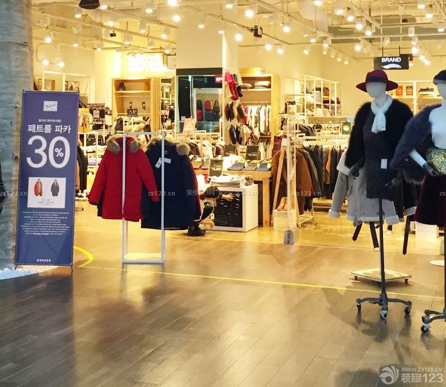 2023最新韓國服裝店筒燈裝修效果圖片