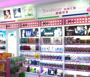 现代风格韩国化妆品店货柜装修图片