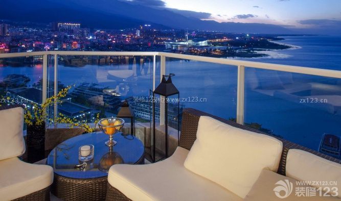 海景別墅休閑陽(yáng)臺(tái)裝修效果圖片