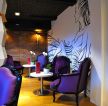 温馨特色小酒吧装修风格深黄色木地板效果图片