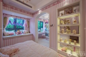 粉色儿童房间的设计图片