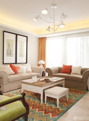 小户型15平方客厅布艺沙发装修效果图片