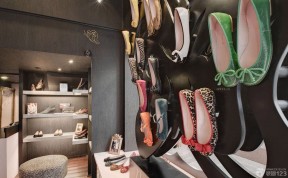 个性鞋店鞋架效果图 墙面设计装修效果图片
