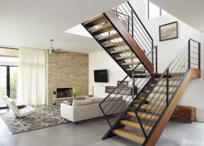 现代别墅室内铁艺楼梯扶手装修效果图