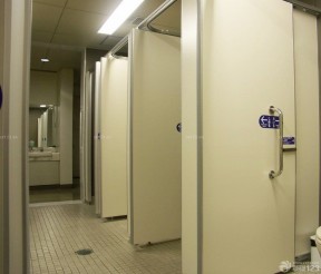 学校卫生间装修 室内门图片