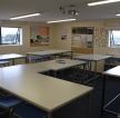 最新学校室内书桌装修效果图片