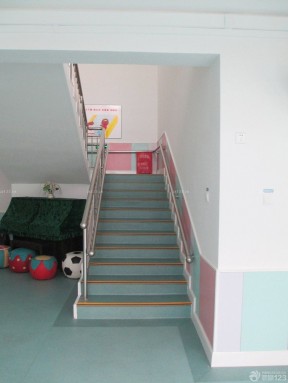 学校楼梯装修