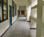 学校走廊石材地面装修效果图片