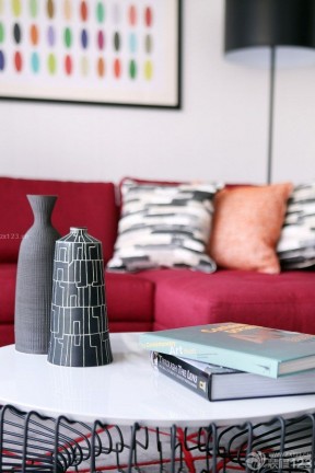 现代时尚小户型客厅沙发颜色搭配