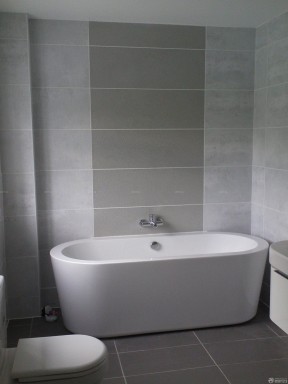 小型简约卫浴展厅室内白色浴缸装修效果图片欣赏