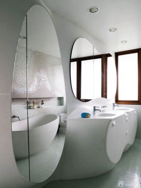 最新简约卫浴展厅室内镜子装修效果图片