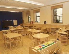 幼儿园室内浅色木地板装修效果图图片