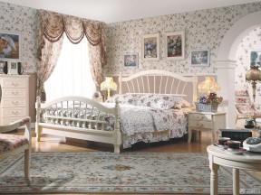 少女卧室装修效果图 小花壁纸装修效果图片