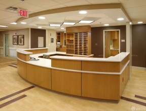 医院设计图片 浅色木地板