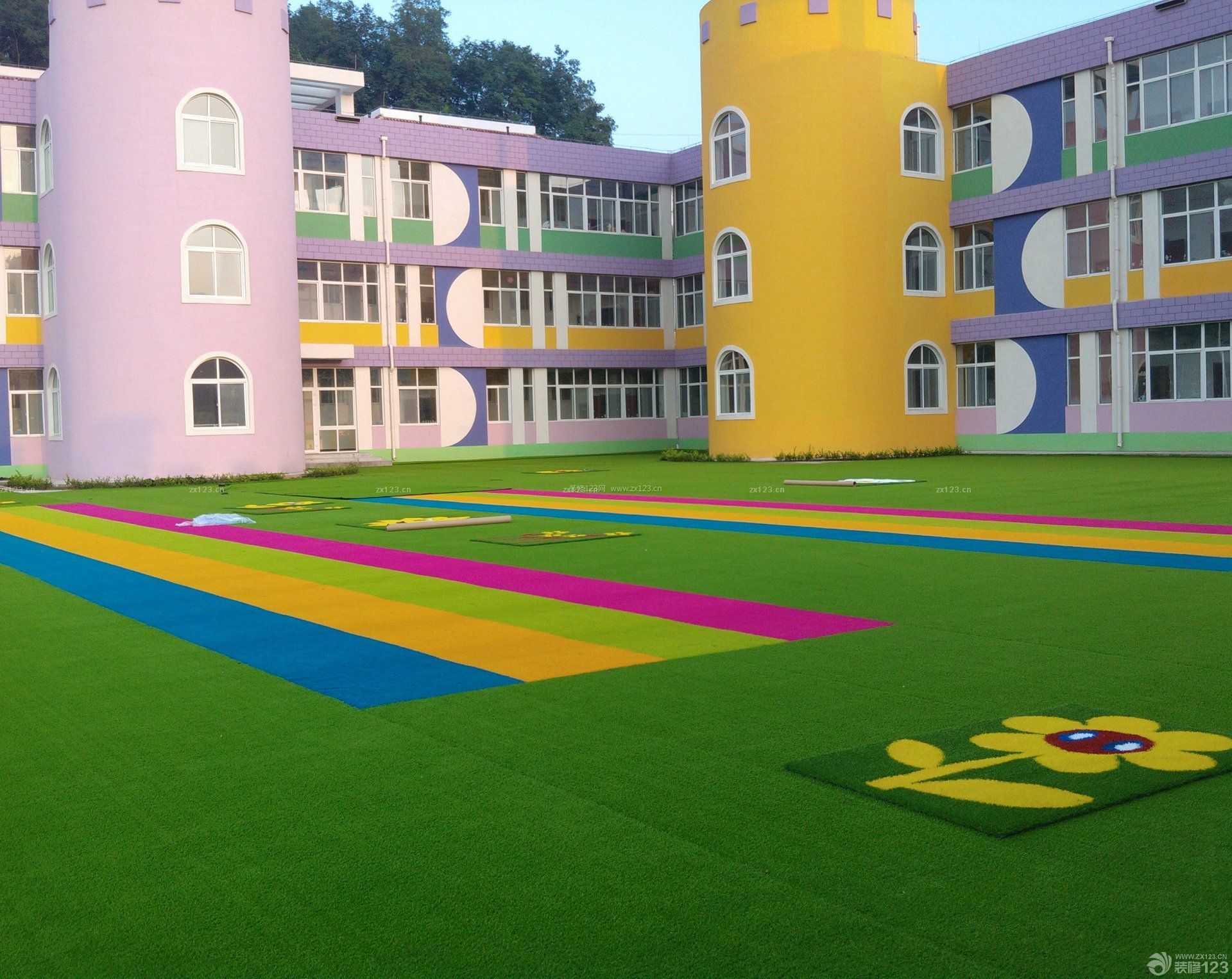 大型国立幼儿园室外装修效果图片