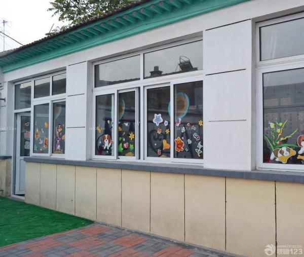 大型幼儿园玻璃窗装饰画设计效果图片_装修1