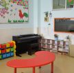 简单幼儿园室内置物架装修图片
