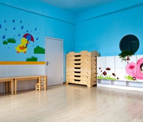 幼兒園室內(nèi)裝修效果圖 白色門裝修效果圖片