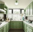 厨房实木绿色橱柜装修效果图片