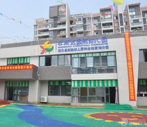 國際幼兒園大門設(shè)計裝修效果圖片