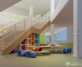 现代幼儿园装修设计欣赏 室内楼梯图片
