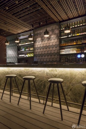 酒吧吧台背景墙效果图 个性酒吧设计