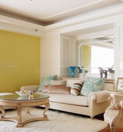 好看的客厅黄色墙面装修效果图片