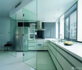 韩式厨房装修效果图 玻璃门装修效果图片