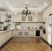 美式别墅设计u型厨房装修效果图片