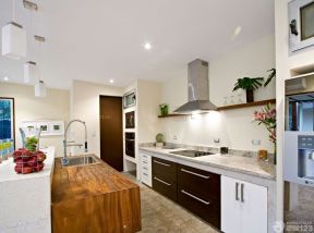 长方形厨房装修效果图 现代家装风格