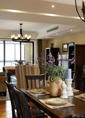 小客廳裝修效果圖大全 簡(jiǎn)約吊燈裝修效果圖片