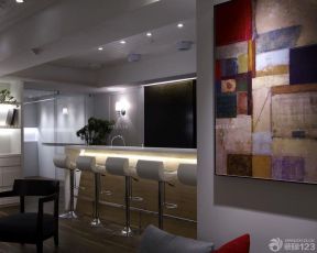 專業(yè)辦公室裝修 吧凳裝修效果圖片