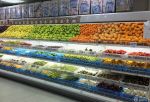 现代蔬菜超市储物柜摆设图片