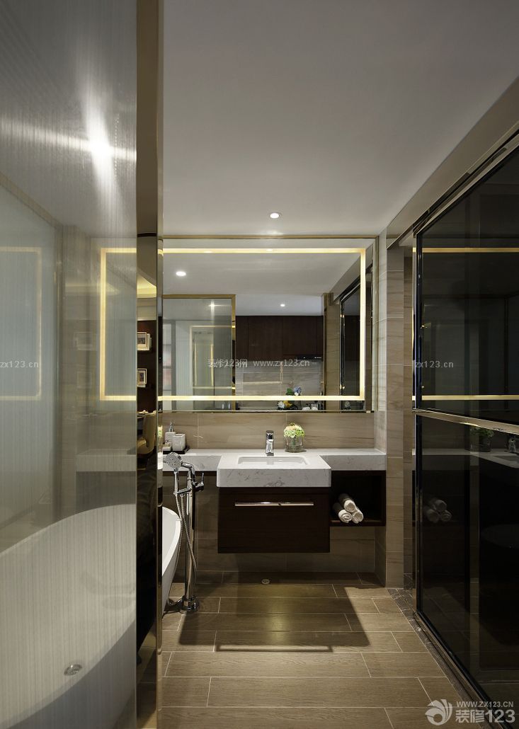 最新100平米两室两厅户型简约浴室装修图片