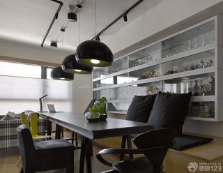 两室一厅70平米房屋餐厅餐桌椅子装修效果图片
