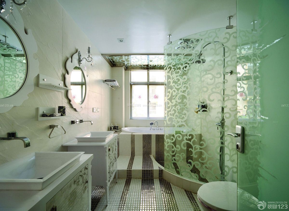 130平方房子浴室装修设计图片