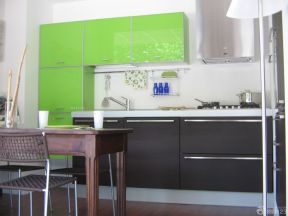 70平米小户型房屋装修 厨房橱柜颜色