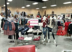 服裝店裝修效果圖 室內裝修裝潢
