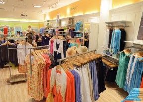 服裝店裝修效果圖 服裝店衣架設計