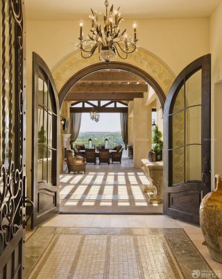 交换空间地中海风格客厅拱门设计