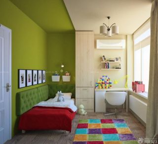 精美交换空间一室一厅绿色墙面装修效果图片