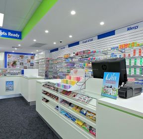 最新药店收银台装修效果图片-每日推荐