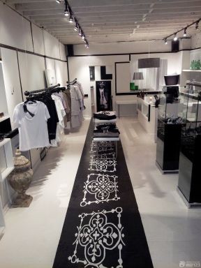 服裝店裝修設(shè)計(jì)圖 