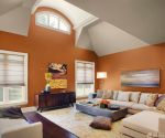斜顶客厅橙色墙面装修效果图片