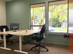 公司小型办公室室内纯色壁纸装修效果图片